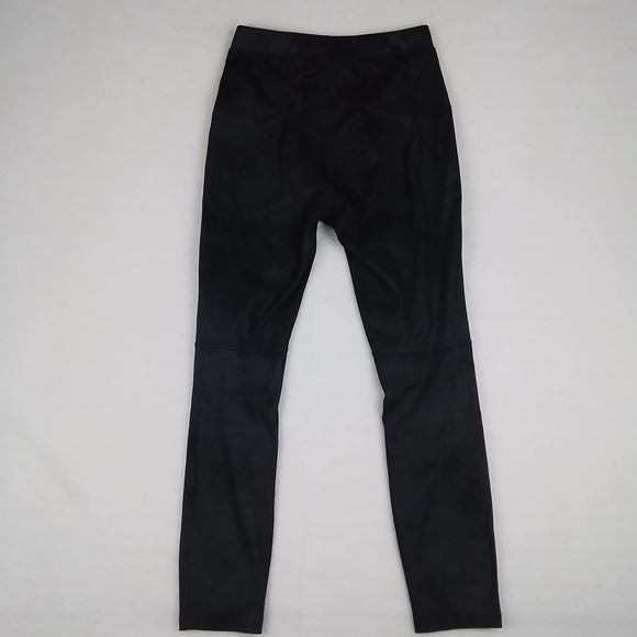 Free People Vegan Suede Mid Rise Skinny Pants Size XS in Midnight Black Leggings - Picture 1 of 12